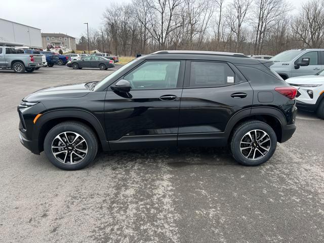 new 2025 Chevrolet TrailBlazer car, priced at $30,480