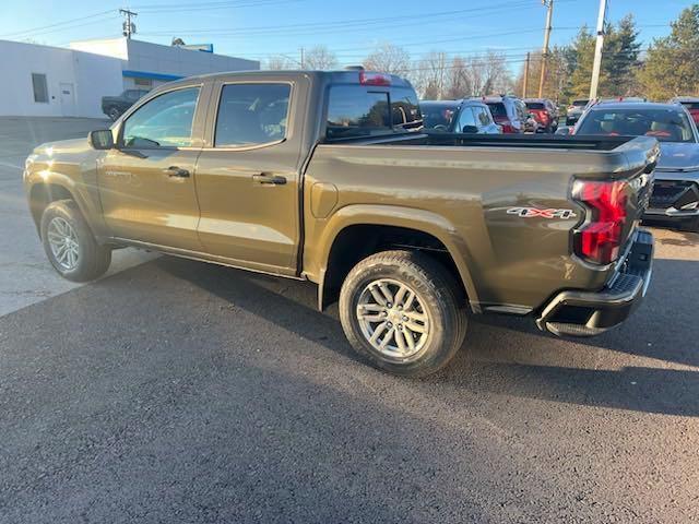 new 2024 Chevrolet Colorado car, priced at $40,400