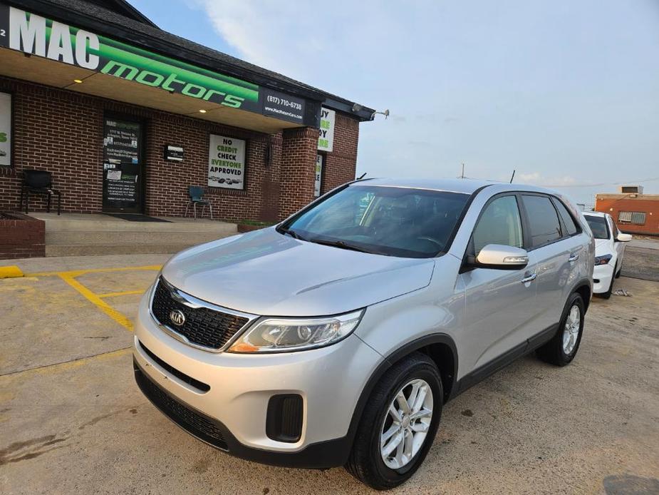 used 2015 Kia Sorento car, priced at $8,999