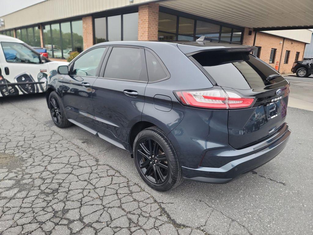 used 2022 Ford Edge car, priced at $31,982