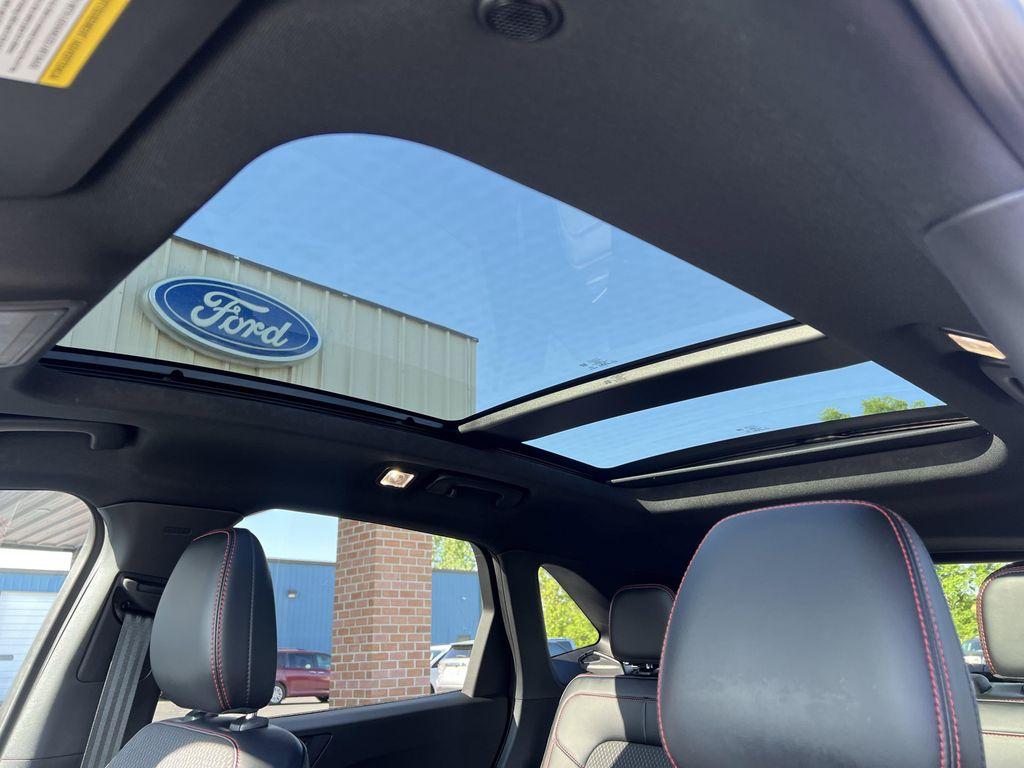 used 2023 Ford Escape car, priced at $30,482