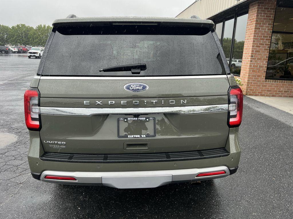 used 2024 Ford Expedition car, priced at $63,982