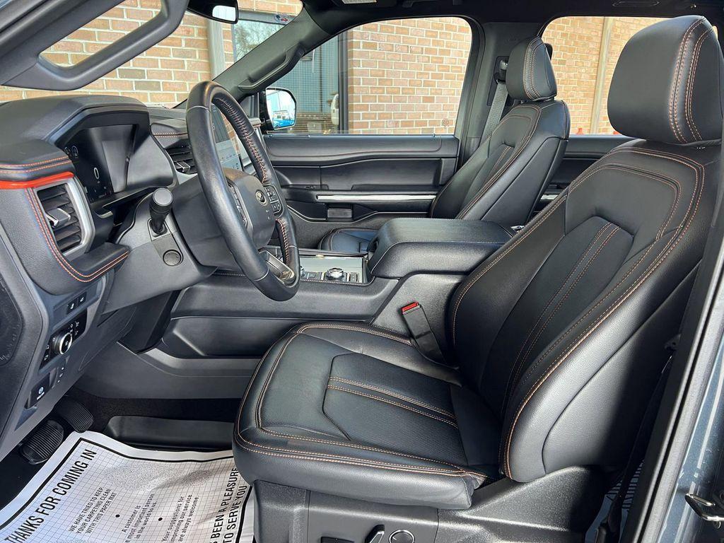used 2023 Ford Expedition car, priced at $60,982