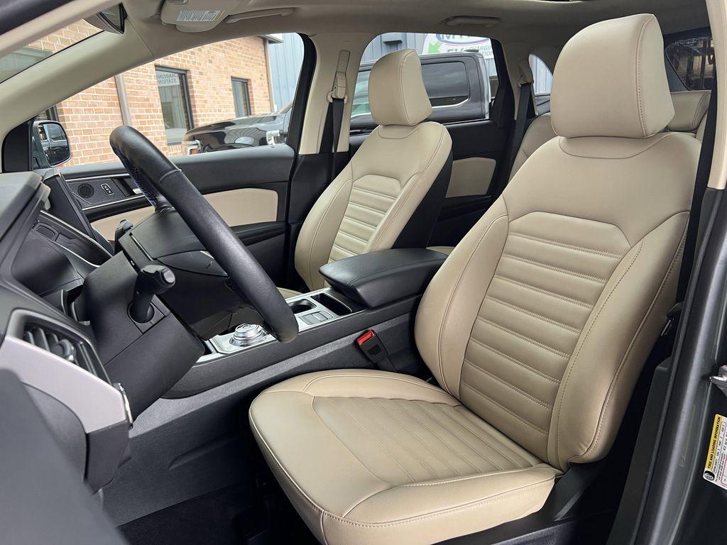 used 2024 Ford Edge car, priced at $31,982