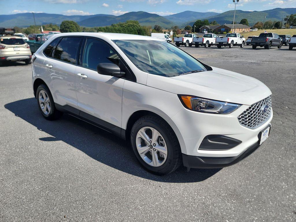 used 2024 Ford Edge car, priced at $25,982