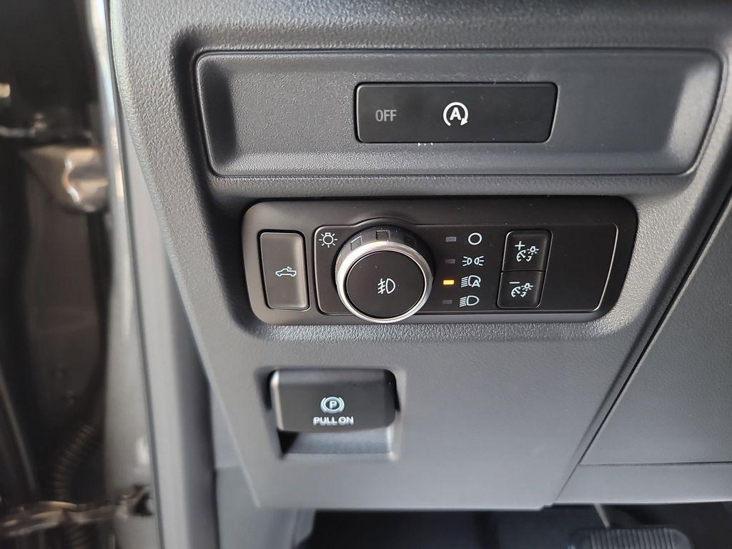 new 2025 Ford F-150 car, priced at $52,190