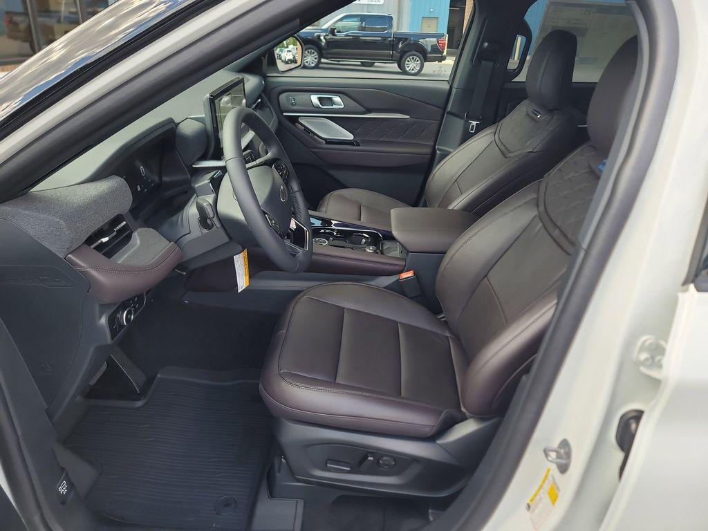 new 2025 Ford Explorer car, priced at $61,340