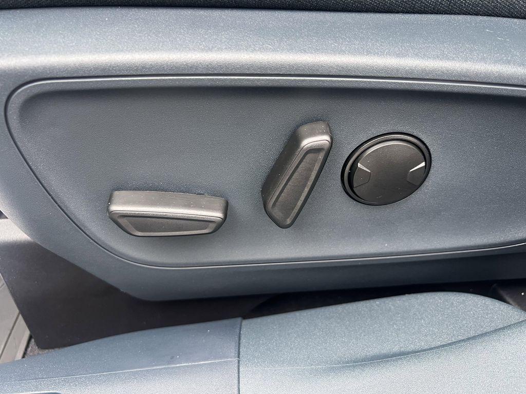 new 2025 Ford Maverick car, priced at $37,366