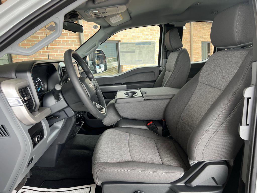 new 2025 Ford F-350 car, priced at $61,990