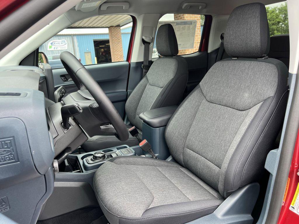 new 2025 Ford Maverick car, priced at $37,320