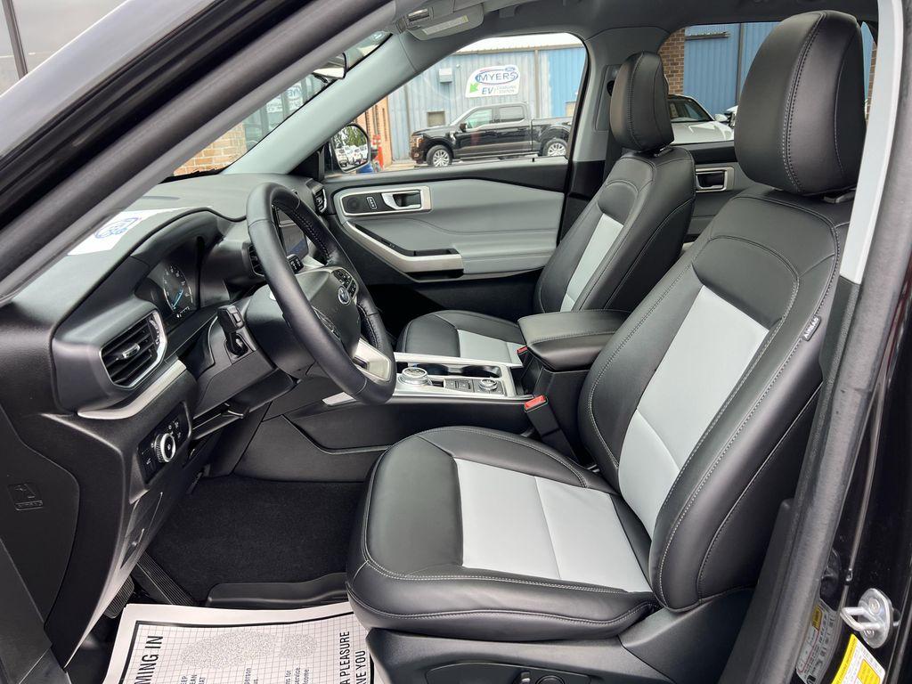 used 2023 Ford Explorer car, priced at $39,982