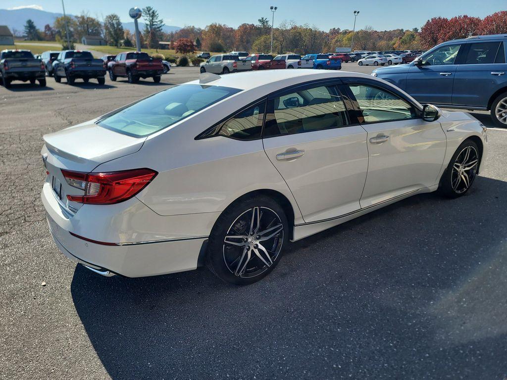 used 2022 Honda Accord Hybrid car, priced at $27,982