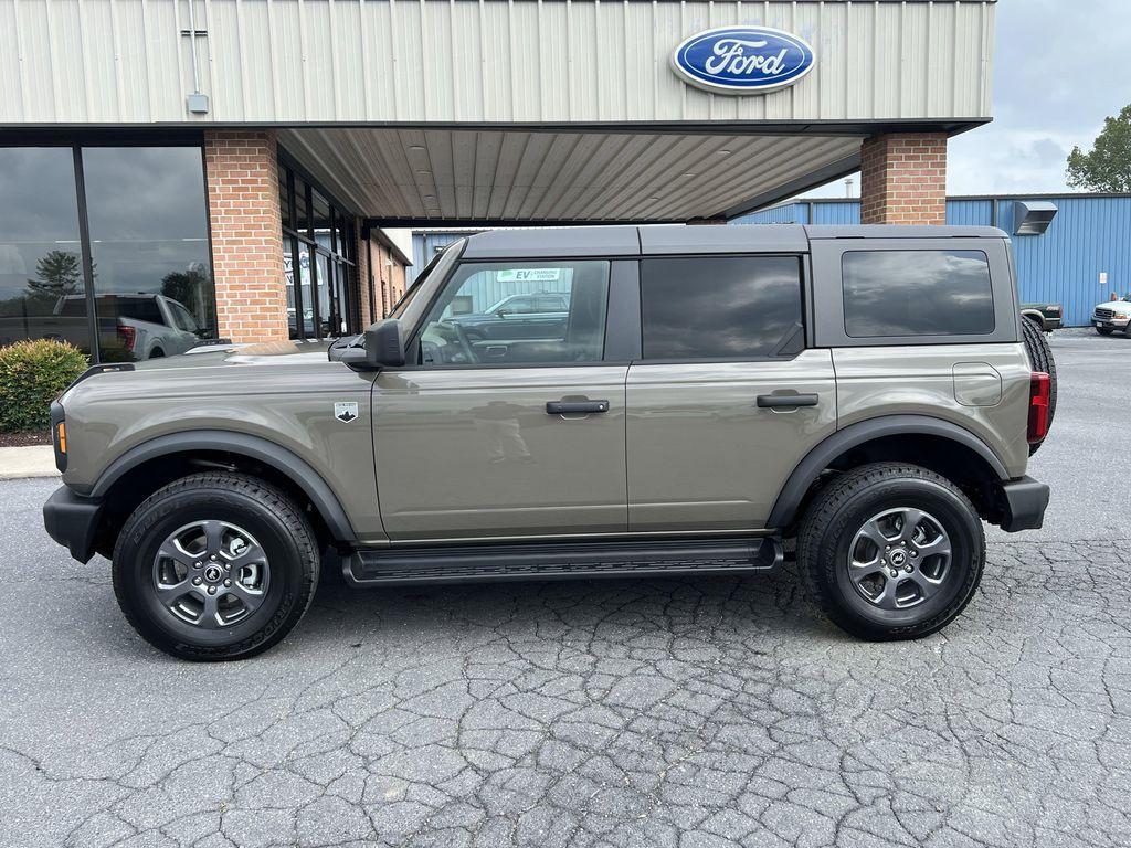 new 2025 Ford Bronco car, priced at $47,355