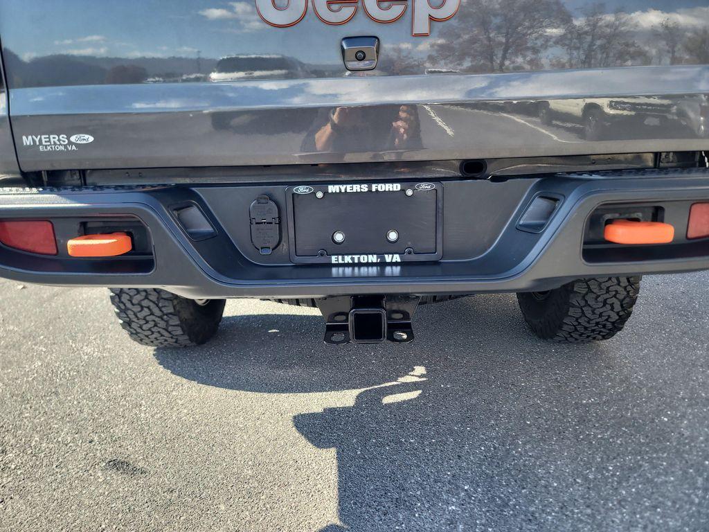 used 2021 Jeep Gladiator car, priced at $34,982