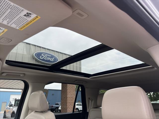 used 2024 Ford Expedition car, priced at $59,982