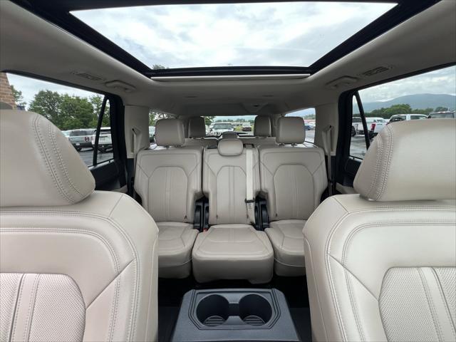 used 2024 Ford Expedition car, priced at $59,982
