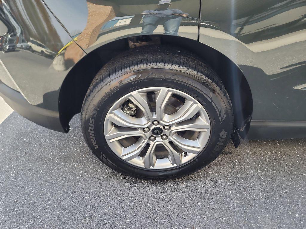 used 2024 Ford Edge car, priced at $39,782