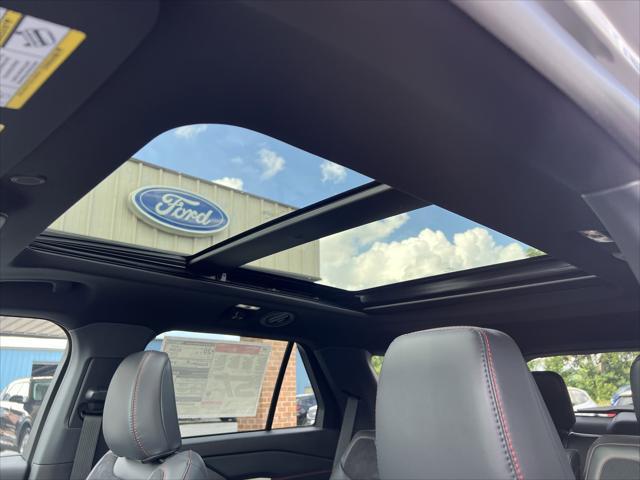 new 2025 Ford Explorer car, priced at $61,050