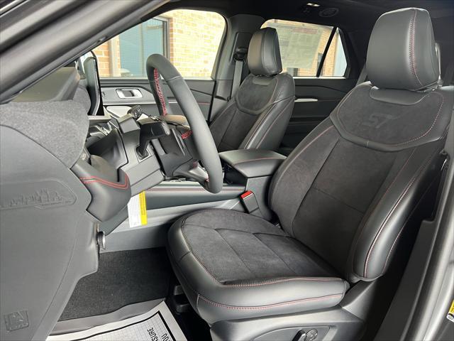 new 2025 Ford Explorer car, priced at $61,050