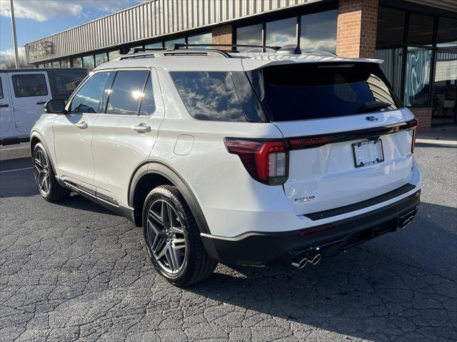 new 2025 Ford Explorer car, priced at $61,280