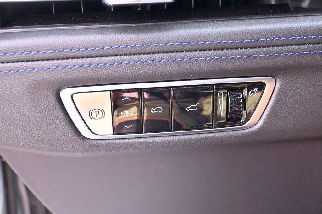 new 2025 Cadillac Escalade IQ car, priced at $131,415