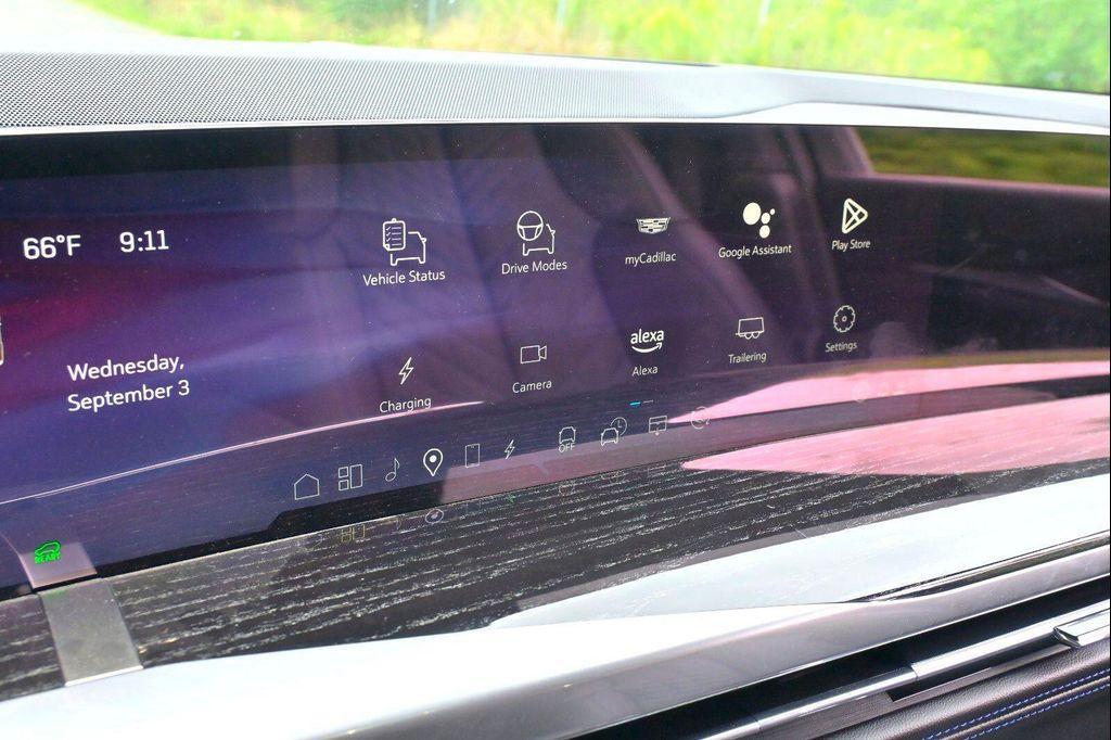 new 2025 Cadillac Escalade IQ car, priced at $131,415