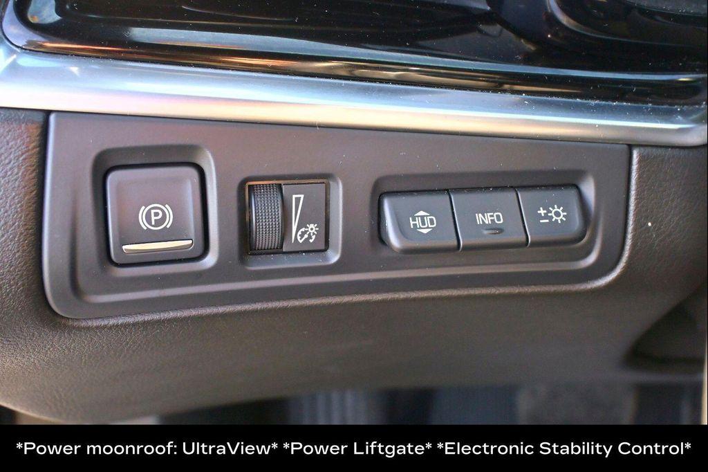 used 2022 Cadillac XT6 car, priced at $35,399