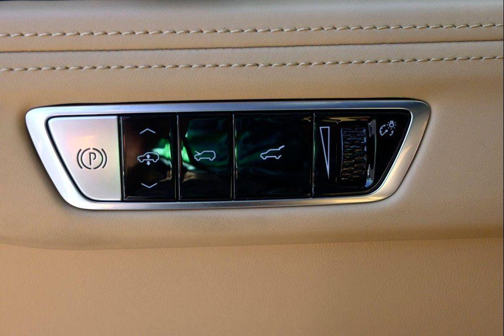 new 2025 Cadillac Escalade IQ car, priced at $152,285