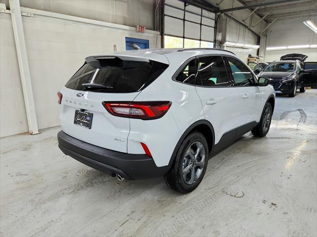 new 2025 Ford Escape car, priced at $32,212