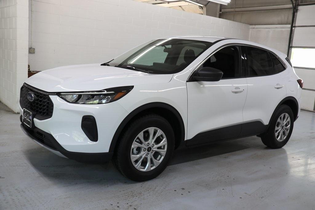 new 2024 Ford Escape car, priced at $33,138