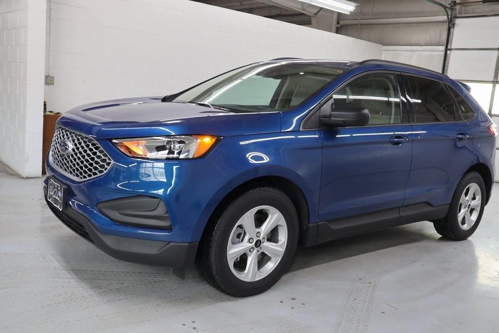 new 2024 Ford Edge car, priced at $37,335