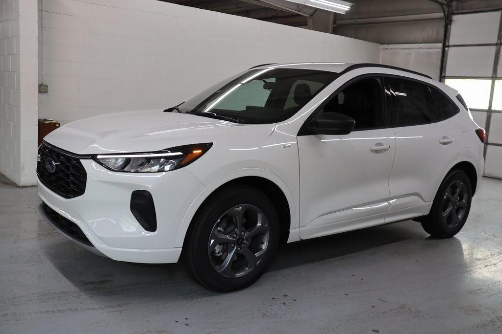 new 2024 Ford Escape car, priced at $33,426