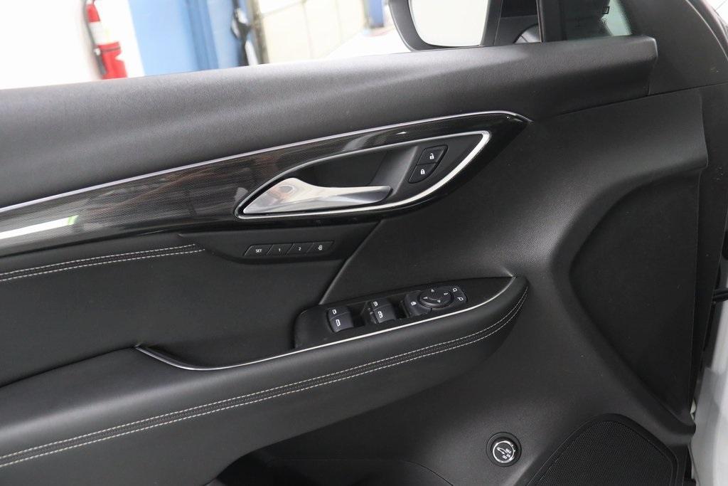 used 2021 Buick Envision car, priced at $29,979