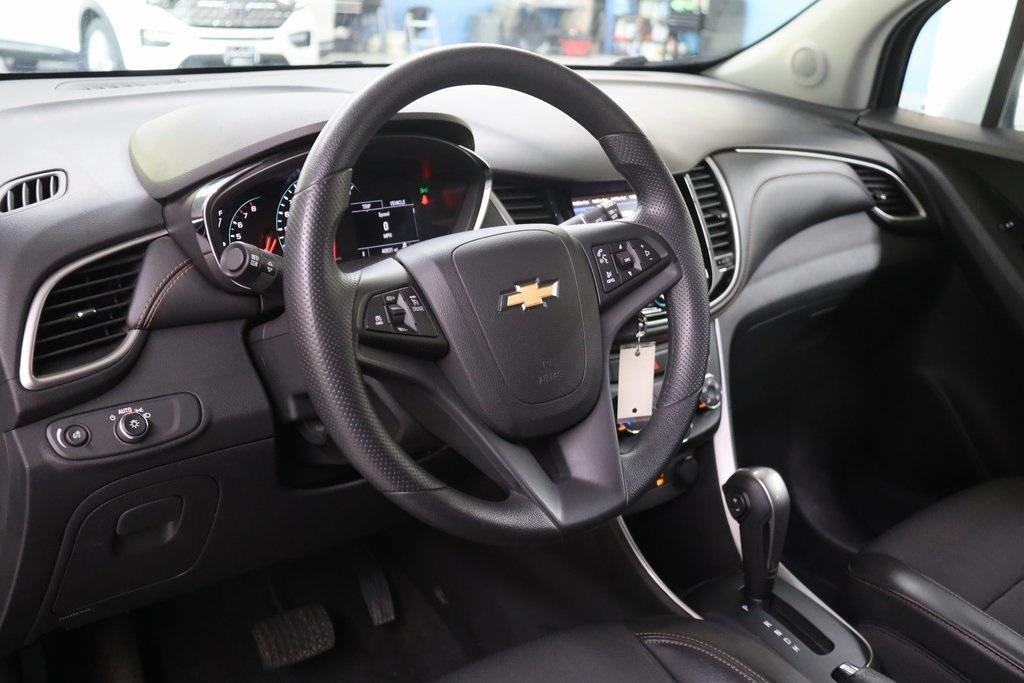 used 2022 Chevrolet Trax car, priced at $19,018