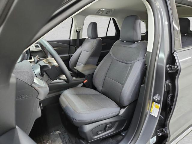 new 2025 Ford Explorer car, priced at $42,531