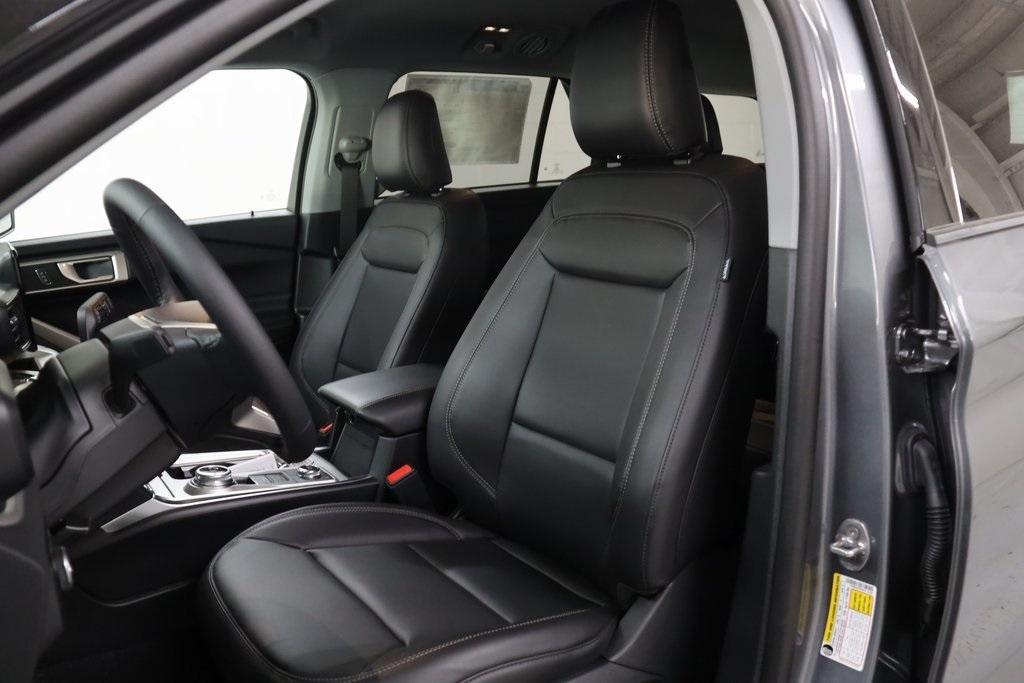 new 2024 Ford Explorer car, priced at $44,797