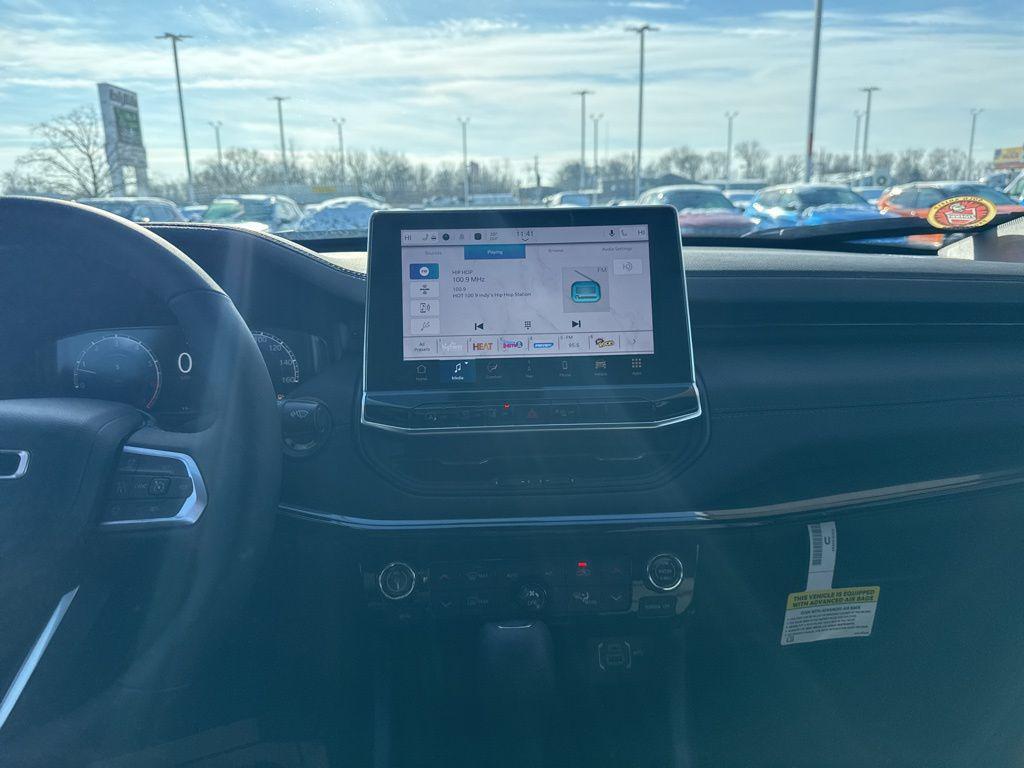 new 2026 Jeep Compass car, priced at $37,090