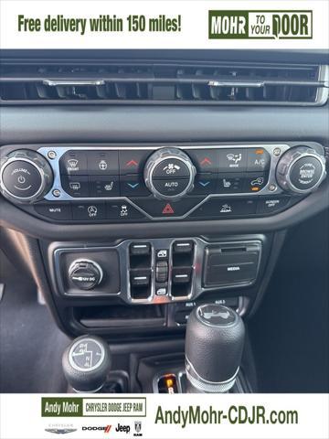 new 2025 Jeep Wrangler car, priced at $48,670