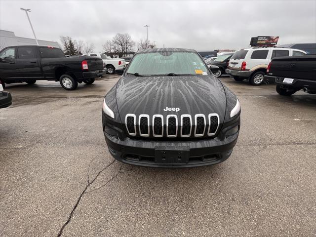 used 2014 Jeep Cherokee car, priced at $11,900