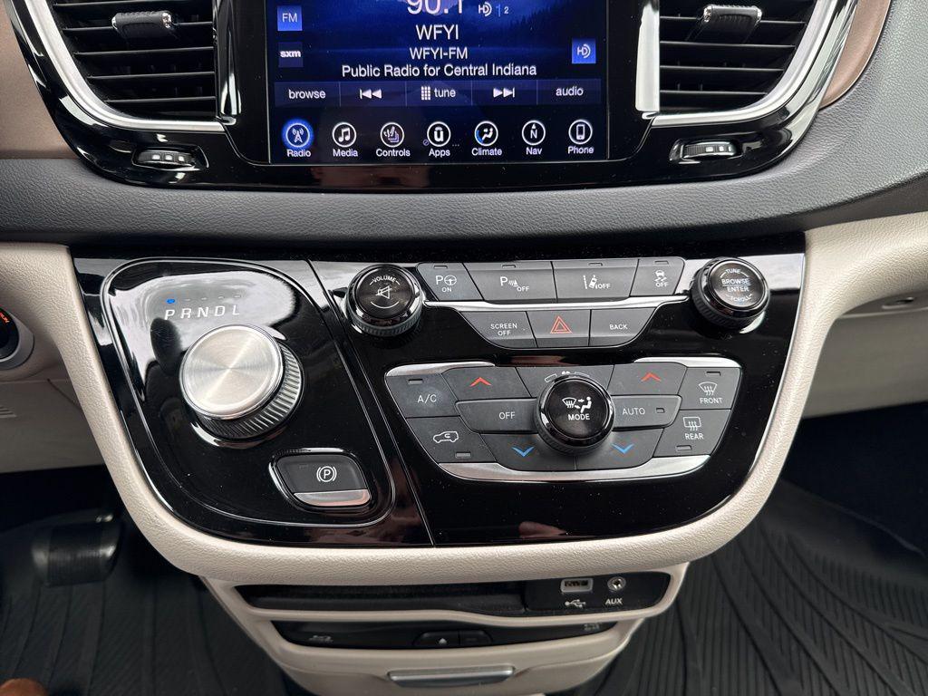 used 2017 Chrysler Pacifica car, priced at $13,012