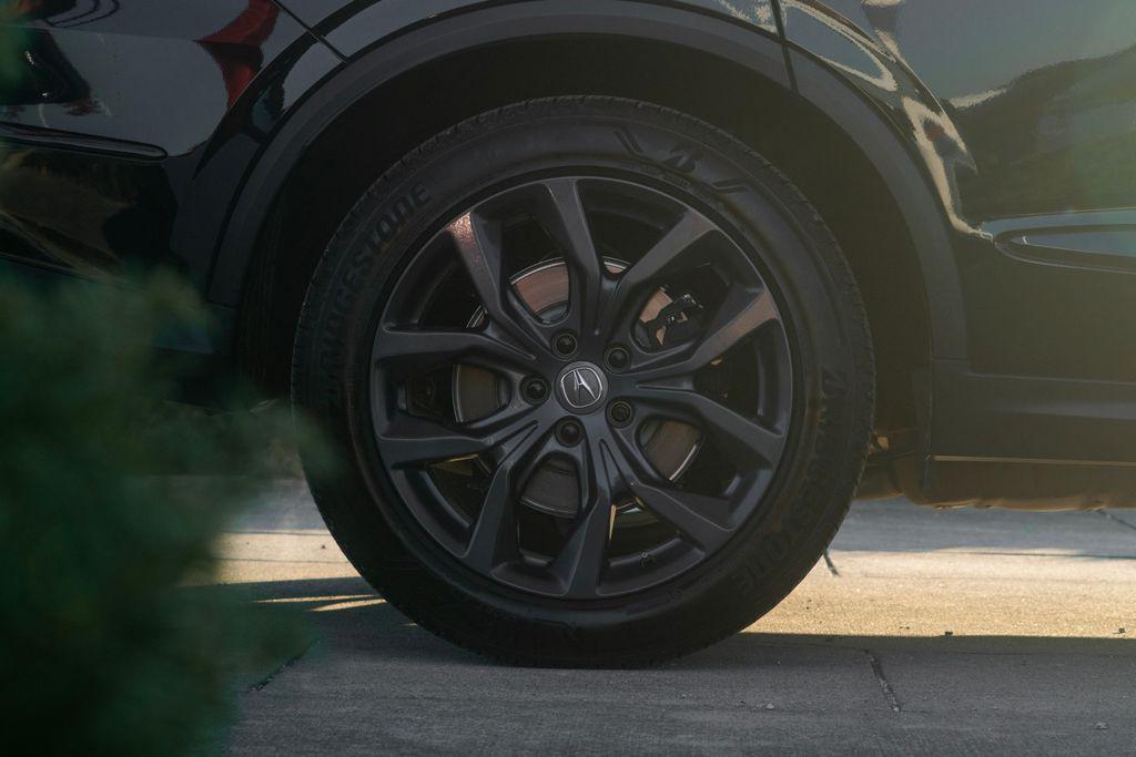 used 2023 Acura MDX car, priced at $42,300