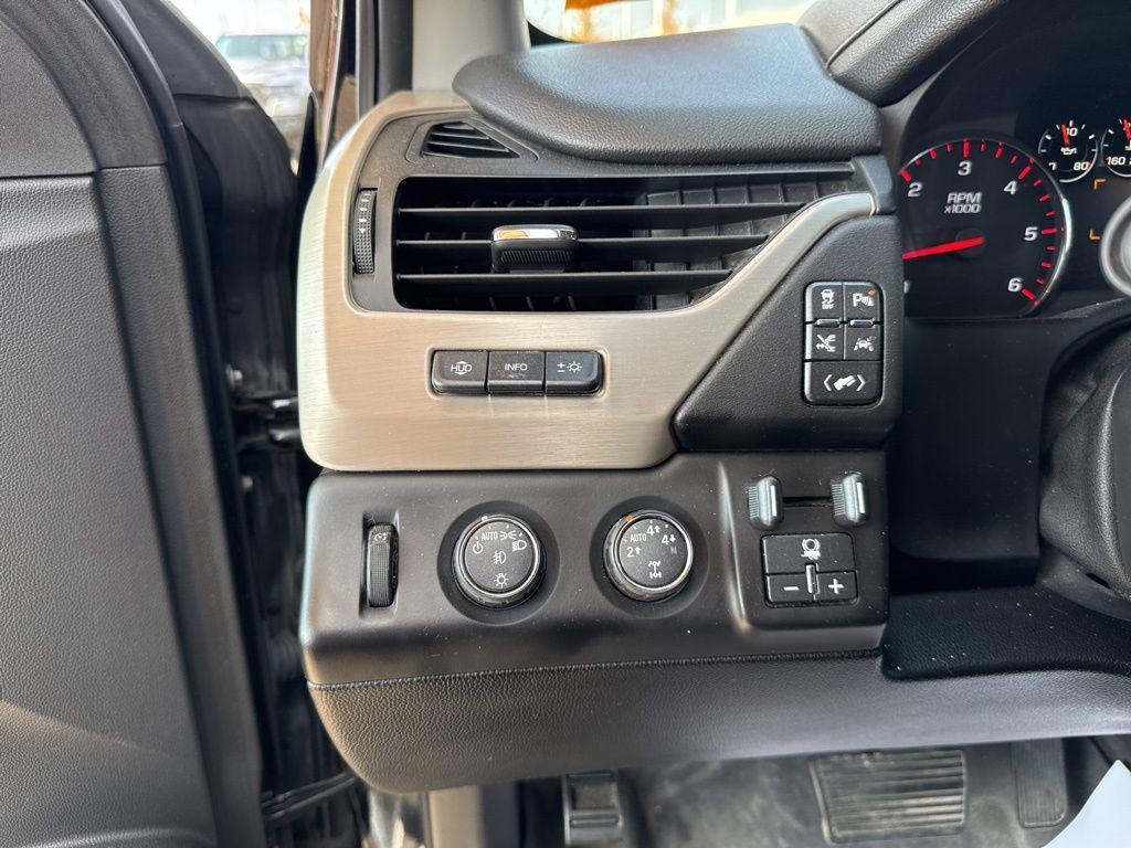 used 2016 GMC Yukon car, priced at $20,400