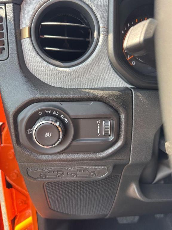 new 2025 Jeep Wrangler car, priced at $49,166