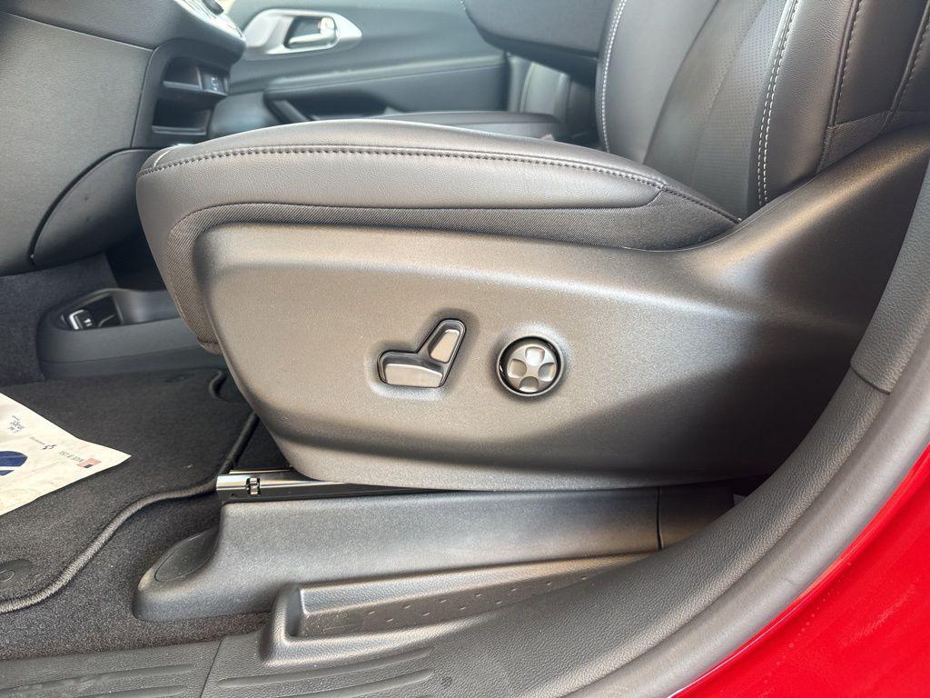 new 2026 Chrysler Pacifica car, priced at $45,970