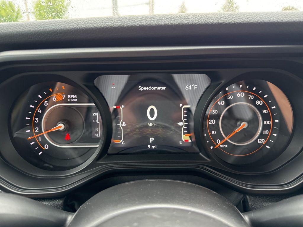 new 2025 Jeep Wrangler car, priced at $47,844