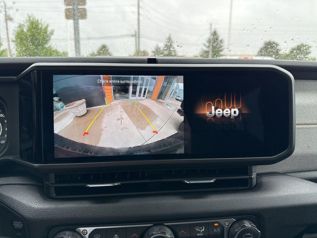 new 2025 Jeep Wrangler car, priced at $47,844