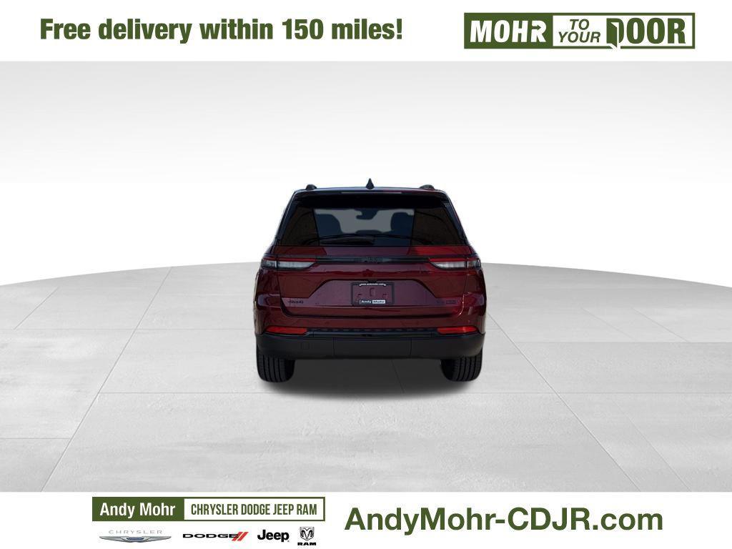 new 2025 Jeep Grand Cherokee car, priced at $46,120