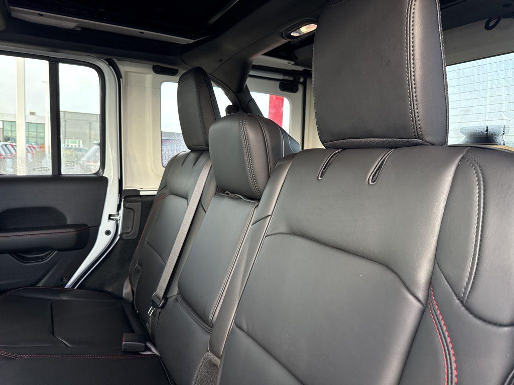 new 2026 Jeep Wrangler car, priced at $60,577