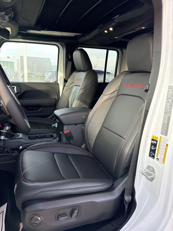 new 2026 Jeep Wrangler car, priced at $60,577