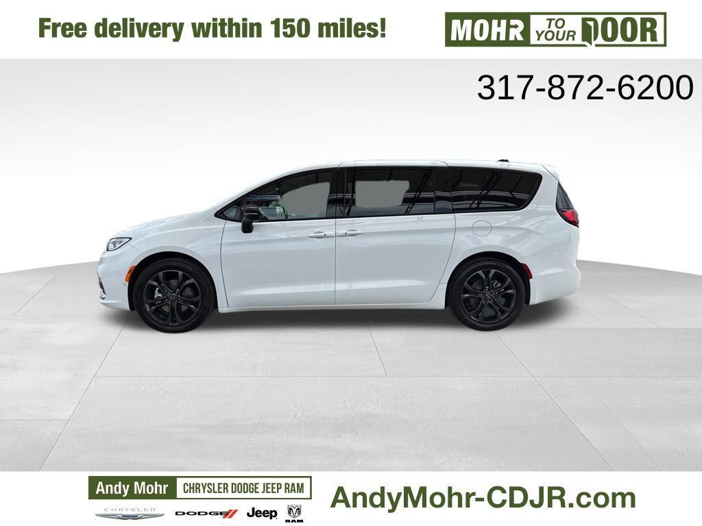 new 2026 Chrysler Pacifica car, priced at $45,475